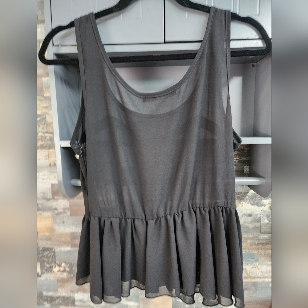 Blouse - Picture 2 of 2